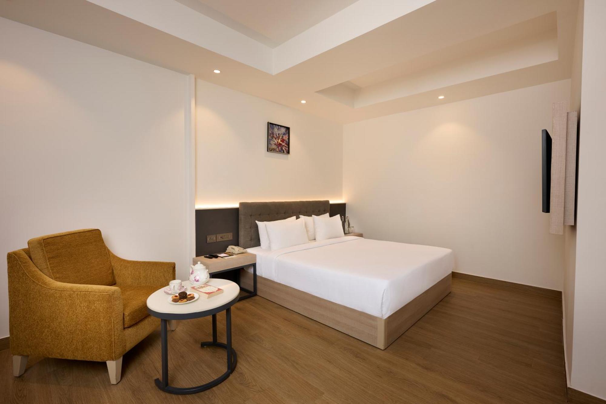 Delite Sarovar Portico Faridabad Ngoại thất bức ảnh