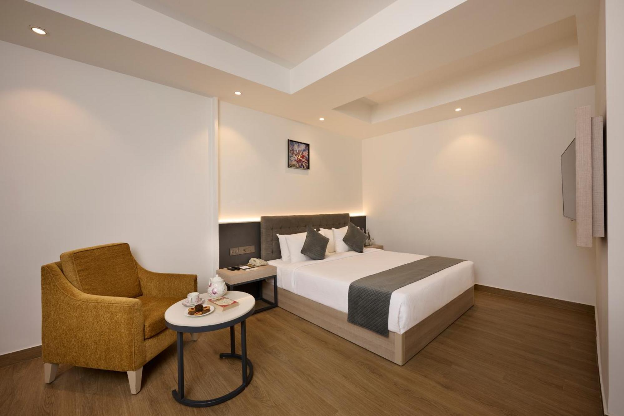 Delite Sarovar Portico Faridabad Ngoại thất bức ảnh